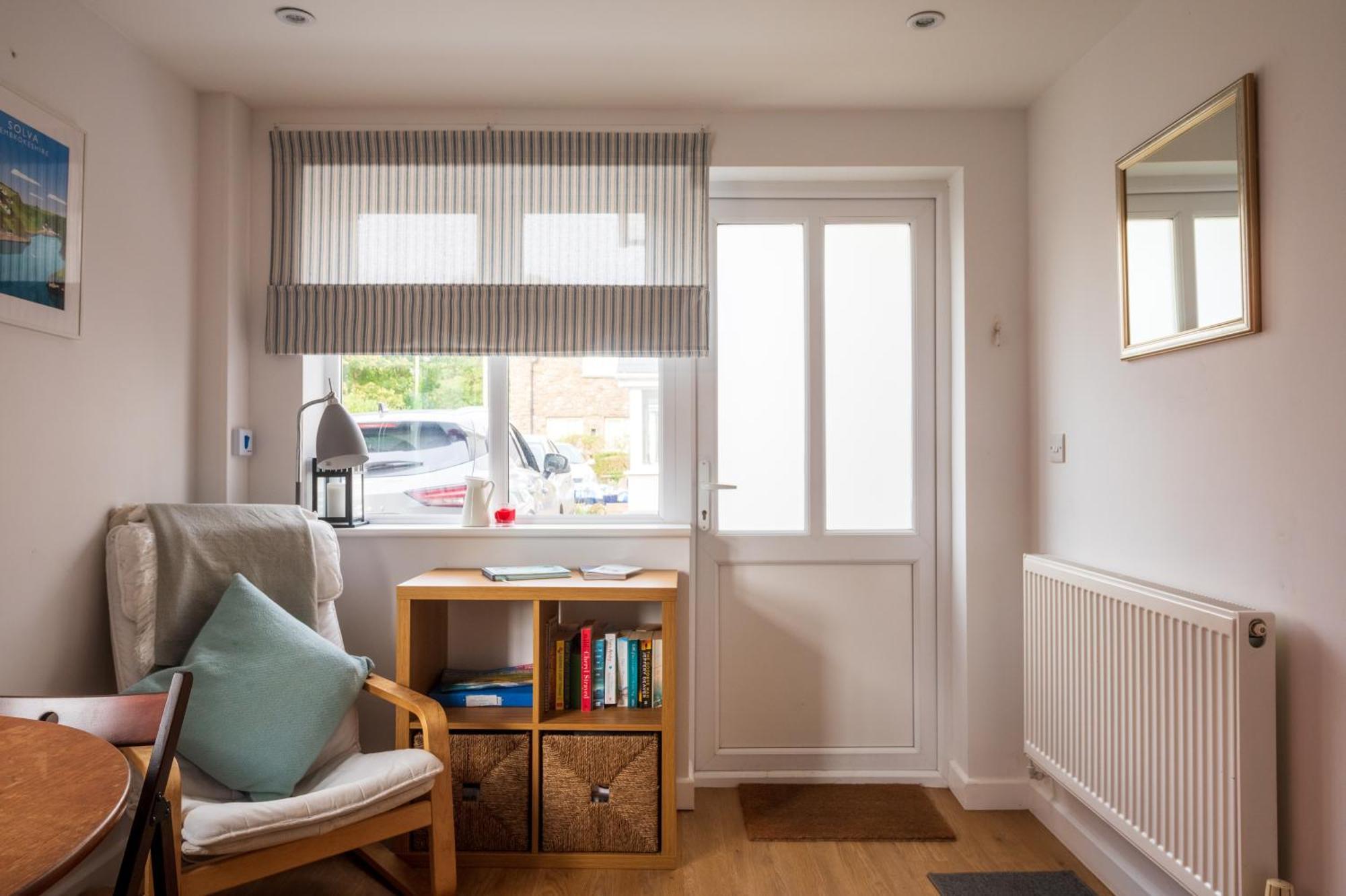 Riverside Bothy In Heart Of Scenic Harbour Village Solva Extérieur photo